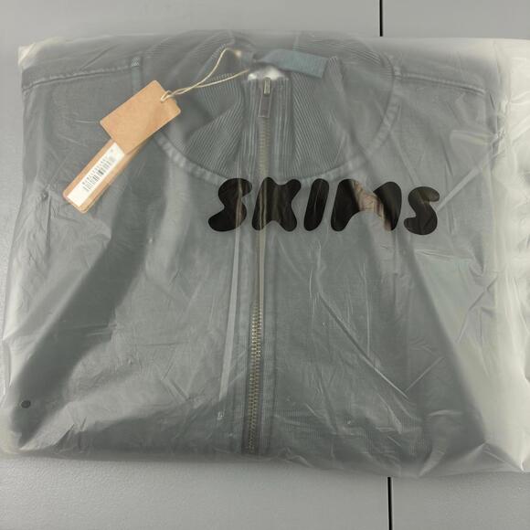 Skims Boyfriend Fleece Slouchy Half Zip Pullover Zircon Size Large NWT - Picture 2 of 3